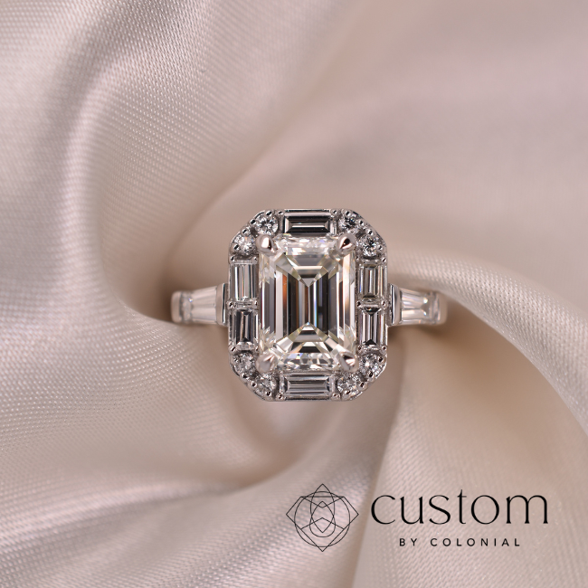 Custom Modern Halo Setting