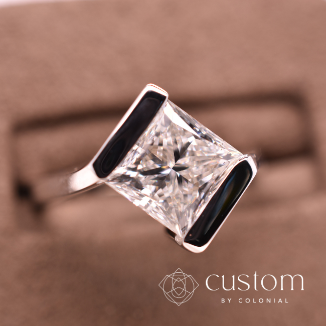Modern Half Bezel
