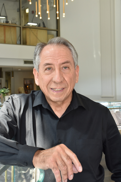 Roberto